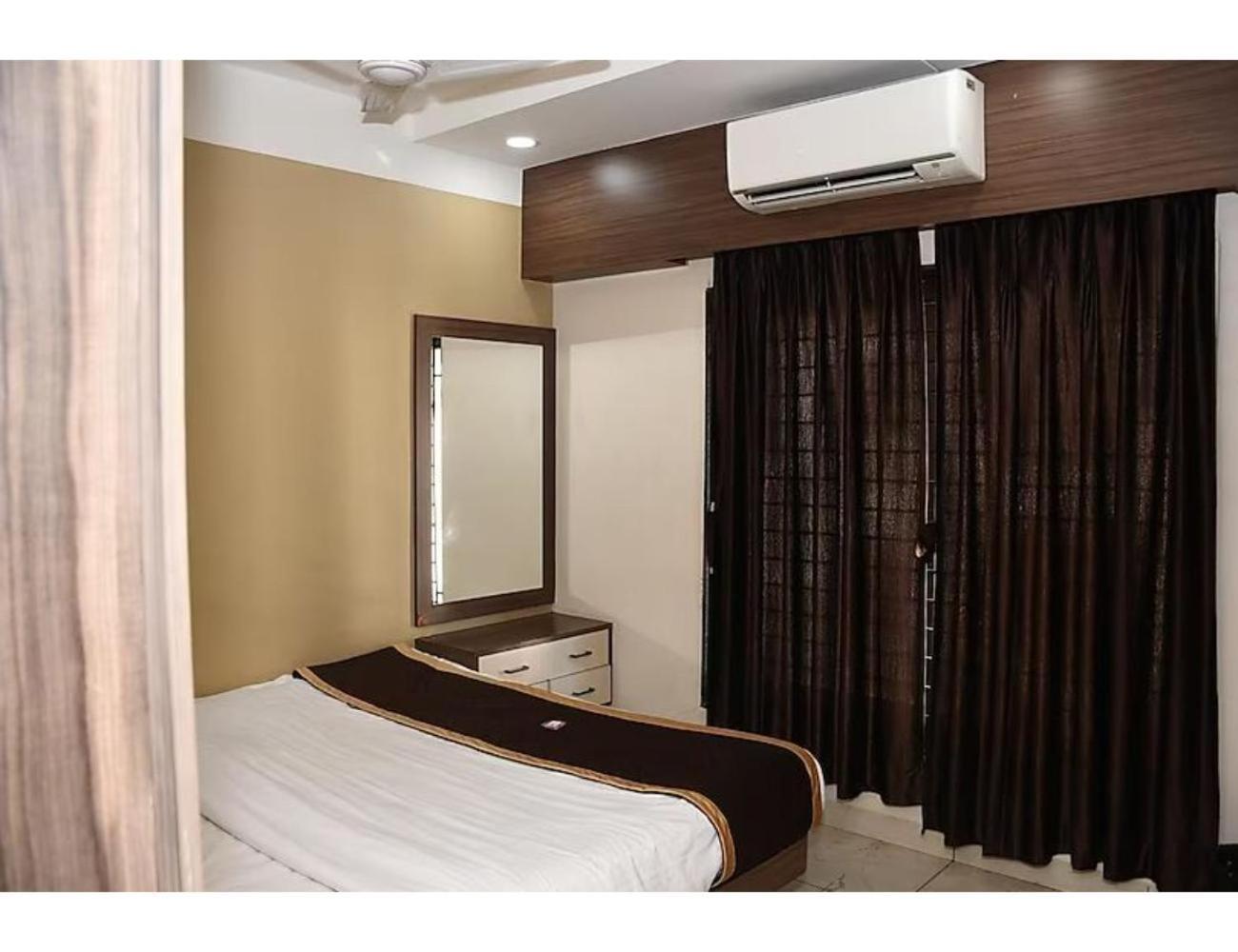 Sona Lodge, Siliguri Exteriör bild